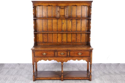 Lot 95 - Titchmarsh & Goodwin: an oak dresser