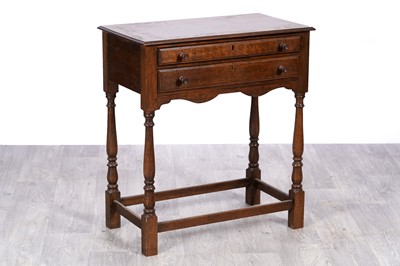 Lot 14 - An oak side table