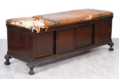 Lot 6 - A Victorian-style mahogany and leather examination table