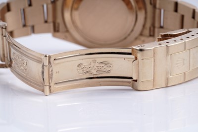 Lot 406 - Rolex Oyster Perpetual Date Submariner: an 18ct yellow gold cased automatic wristwatch