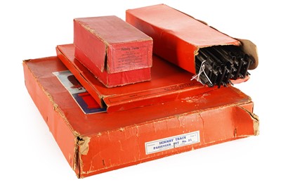 Lot 113 - A boxed Hornby 0-gauge Passenger Set No. 51; and a selection of accessories