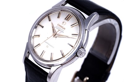Lot 411 - Omega Constellation: a stainless steel cased automatic wristwatch