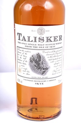 Lot 569 - Talisker 10 Year Old Isle Of Skye Single Malt Scotch Whisky