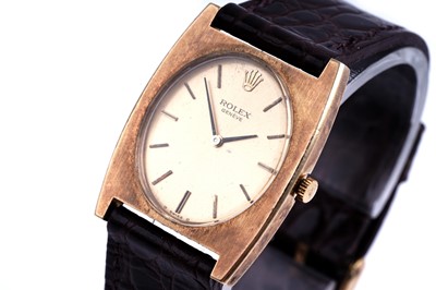 Lot 401 - Rolex Geneve: a 14ct yellow gold cased manual wind wristwatch