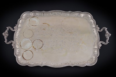 Lot 24 - An early 20th Century Italian silver tray
