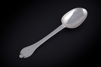 Lot 251 - A William III north country silver Trefid spoon