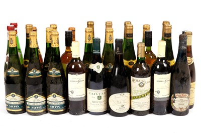 Lot 421 - Twenty-nine bottles of mixed white wine