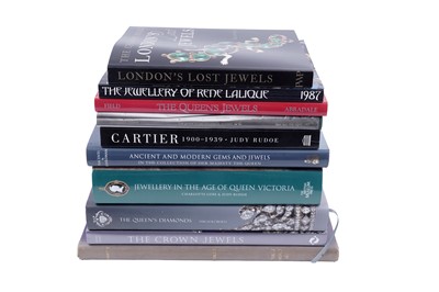 Lot 471 - A selection of books on jewellery