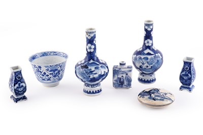 Lot 306 - A Chinese blue and white snuff bottle; and other items