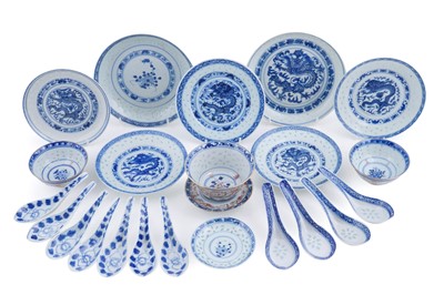 Lot 308 - A quantity of Chinese rice grain porcelain