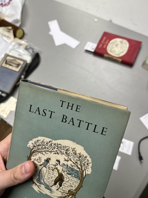 Lot 12 - Lewis (C. S.), The Last Battle, first edition