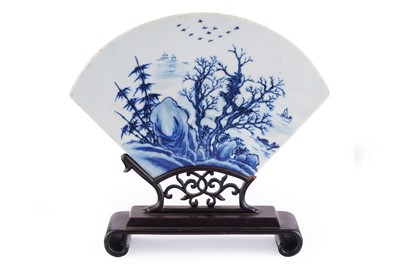 Lot 326 - A Chinese blue and white table screen