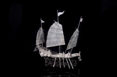 Lot 170 - A Chinese silver export model of a three-masted junk (船)