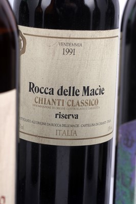Lot 616 - Nine bottles of Mixed Chianti