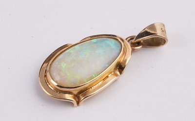 Lot 15 - An opal cabochon pendant