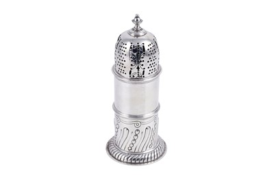 Lot 535 - An Edwardian silver sugar caster