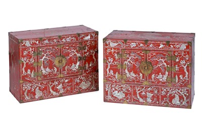 Lot Pair of 20th-century Korean inlaid cabinets