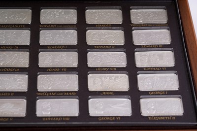 Lot 305 - 1000 Years of British Monarchy silver ingot set