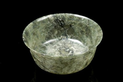 Lot Spinach jade bowl and stand