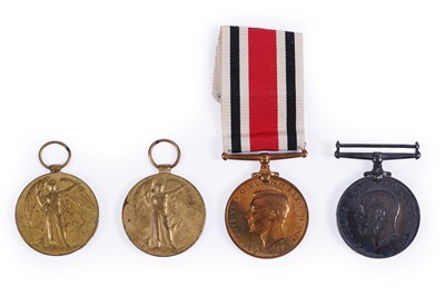 Lot 336 - A collection of medals