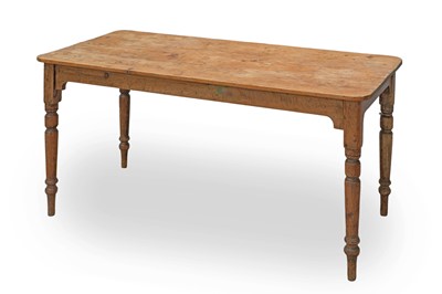 Lot 8 - A Victorian pine kitchen table