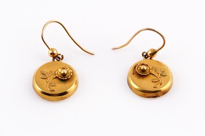 Lot 387 - A pair of Edwardian gold pendant earrings