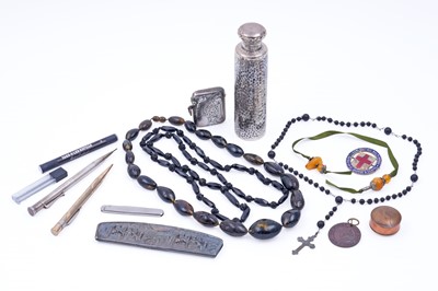 Lot 150 - Jewellery and silver accessories