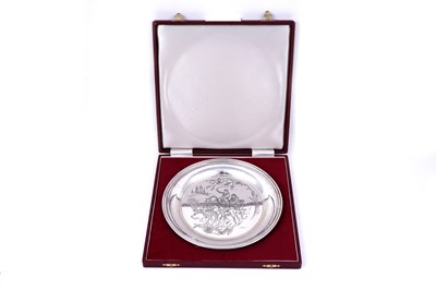 Lot 156 - An Elizabeth II Terence Cuneo silver dish