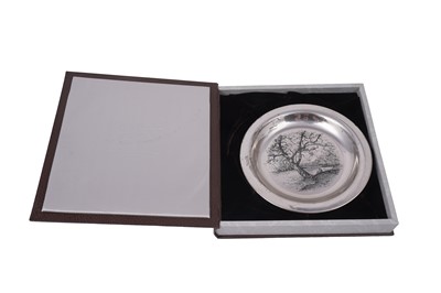 Lot 161 - An Elizabeth II silver James Wyeth "Along the Brandywine" limited edition plate