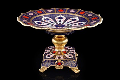 Lot A large Royal Crown Derby comport