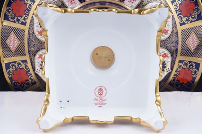 Lot 409 - A large Royal Crown Derby comport
