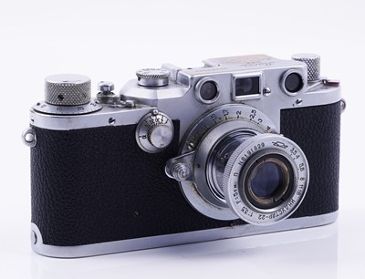 Lot 541 - A Leica 35mm camera, Ernst Leitz, Wetzlar