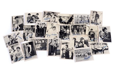 Lot 451 - A collection of the Beatles A&BC chewing gum cards