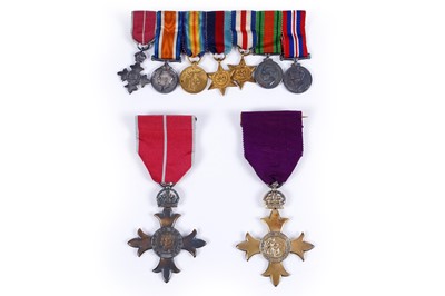 Lot 334 - A collection of medals