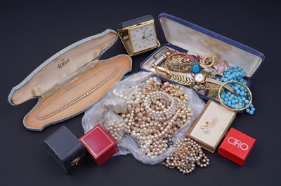 Lot 156 - A collection of costume jewellery, including a pair of cultured pearl earrings on 18ct gold