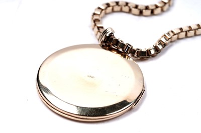 Lot 51 - A 9ct gold box link necklace with pendant locket