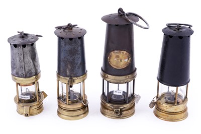 Lot 363 - A collection of miner’s lamps