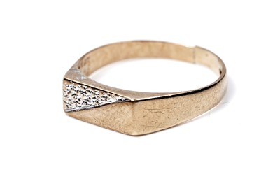 Lot 58 - Two modern 9ct gold signet rings