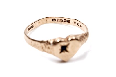 Lot 64 - Four 9ct gold rings, including a wishbone ring