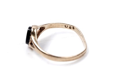 Lot 64 - Four 9ct gold rings, including a wishbone ring
