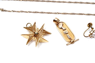 Lot 68 - Gold jewellery items