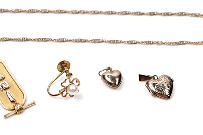 Lot 68 - Gold jewellery items
