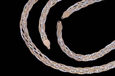 Lot 36 - A modern Italian tri-coloured gold necklace and bracelet set