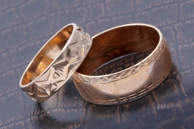 Lot 43 - Two 9ct gold wedding bands