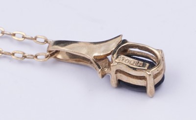 Lot 48 - A sapphire and diamond pendant necklace