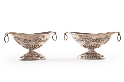 Lot 216 - A pair of Edwardian silver pedestal salts