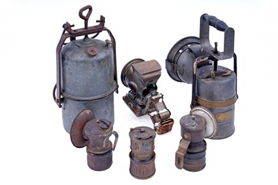 Lot 156 - A collection of carbide lamps