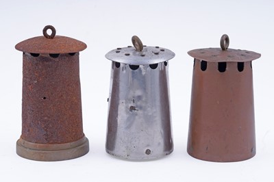 Lot 223 - A selection of lamp parts