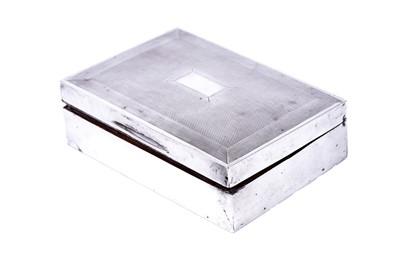 Lot 136 - A 1930s silver cigarette box