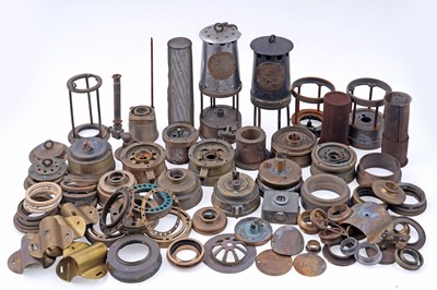 Lot 217 - A selection of lamp parts